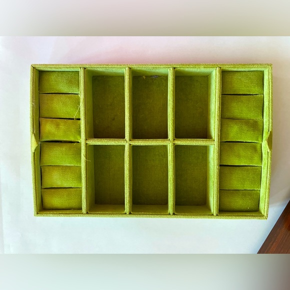 Vintage Jewelry Box Hong Kong Large Wood Carved Jade This Will Hold Everything! - Picture 5 of 14